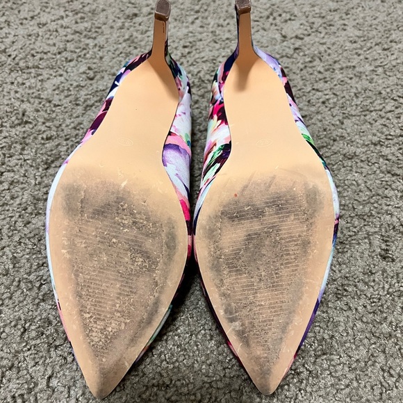 Floral heels - Picture 4 of 4